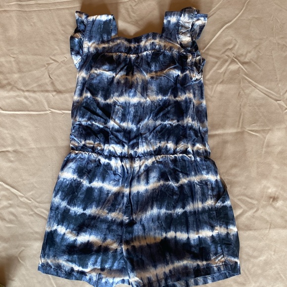 Size 5 girls romper bundle. Baby Gap, Cotton:On Kids and Old Navy romper bundle. - Picture 9 of 13